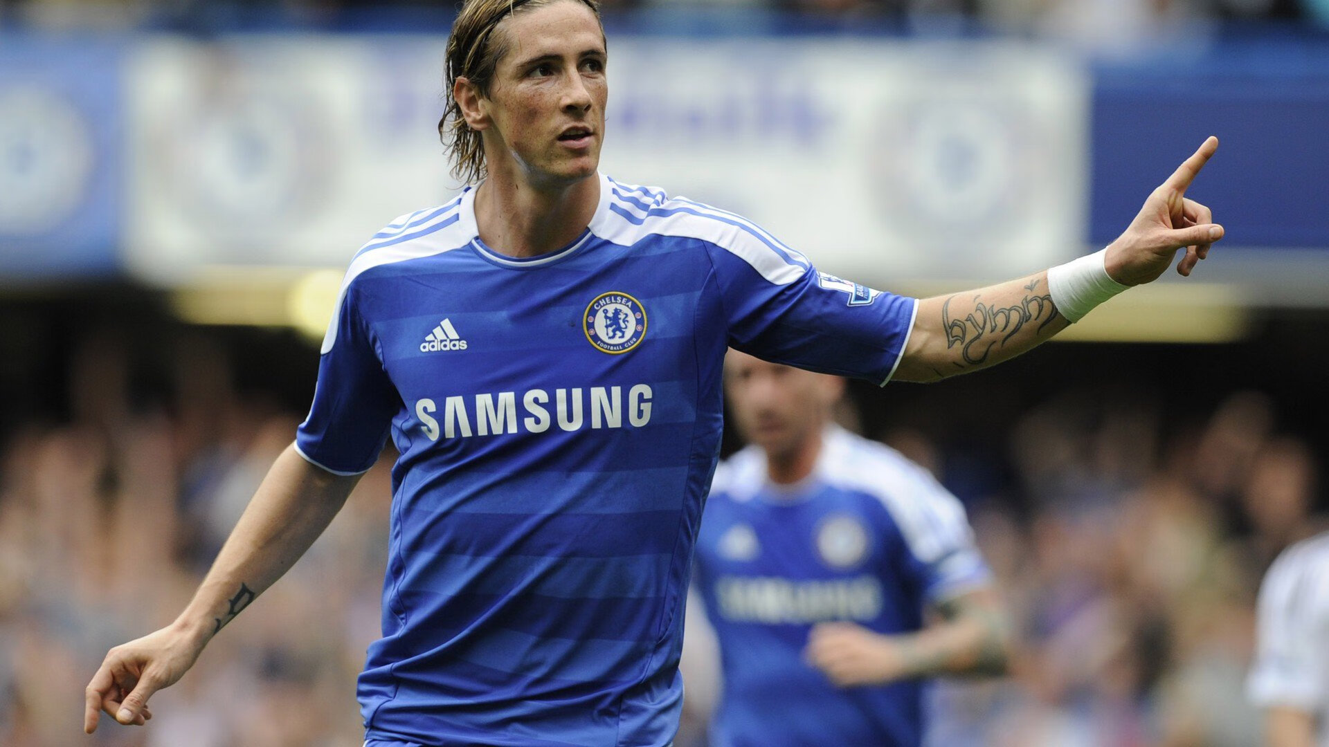 九游sports-曼城客场大胜巴黎，晋级半决赛，曼城客场2-1巴黎