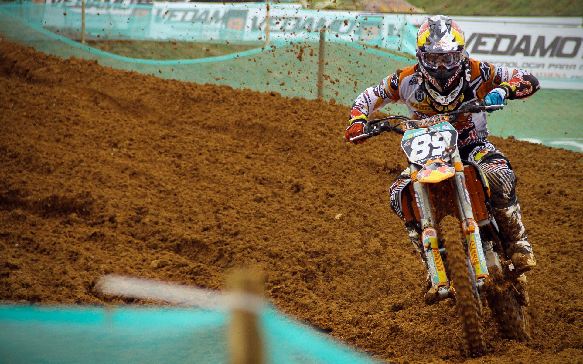 麦肯齐:凭借精准的踢球和灵活的突破,他成为全黑队进攻的核心